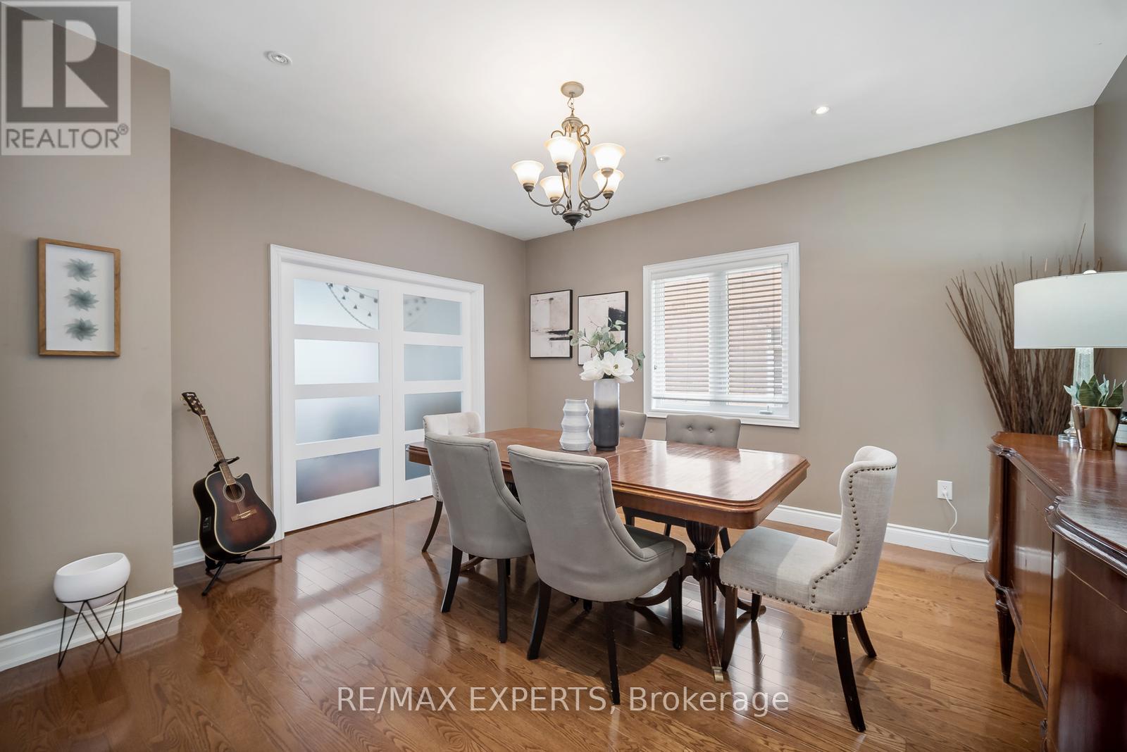 28 Dokkum Crescent, Brampton, Ontario  L6Z 4T6 - Photo 6 - W12556338