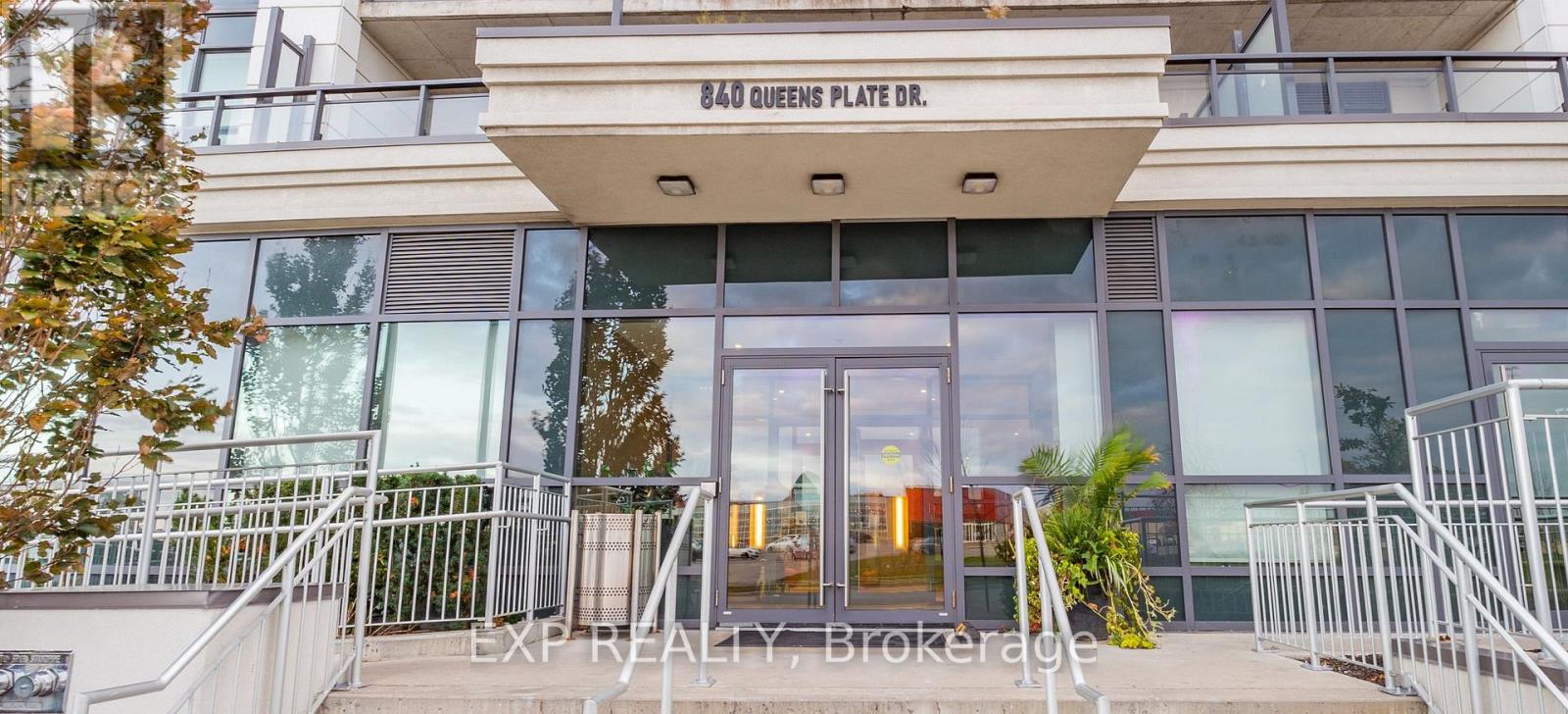 1609 - 840 QUEENS PLATE DRIVE, Toronto, Ontario