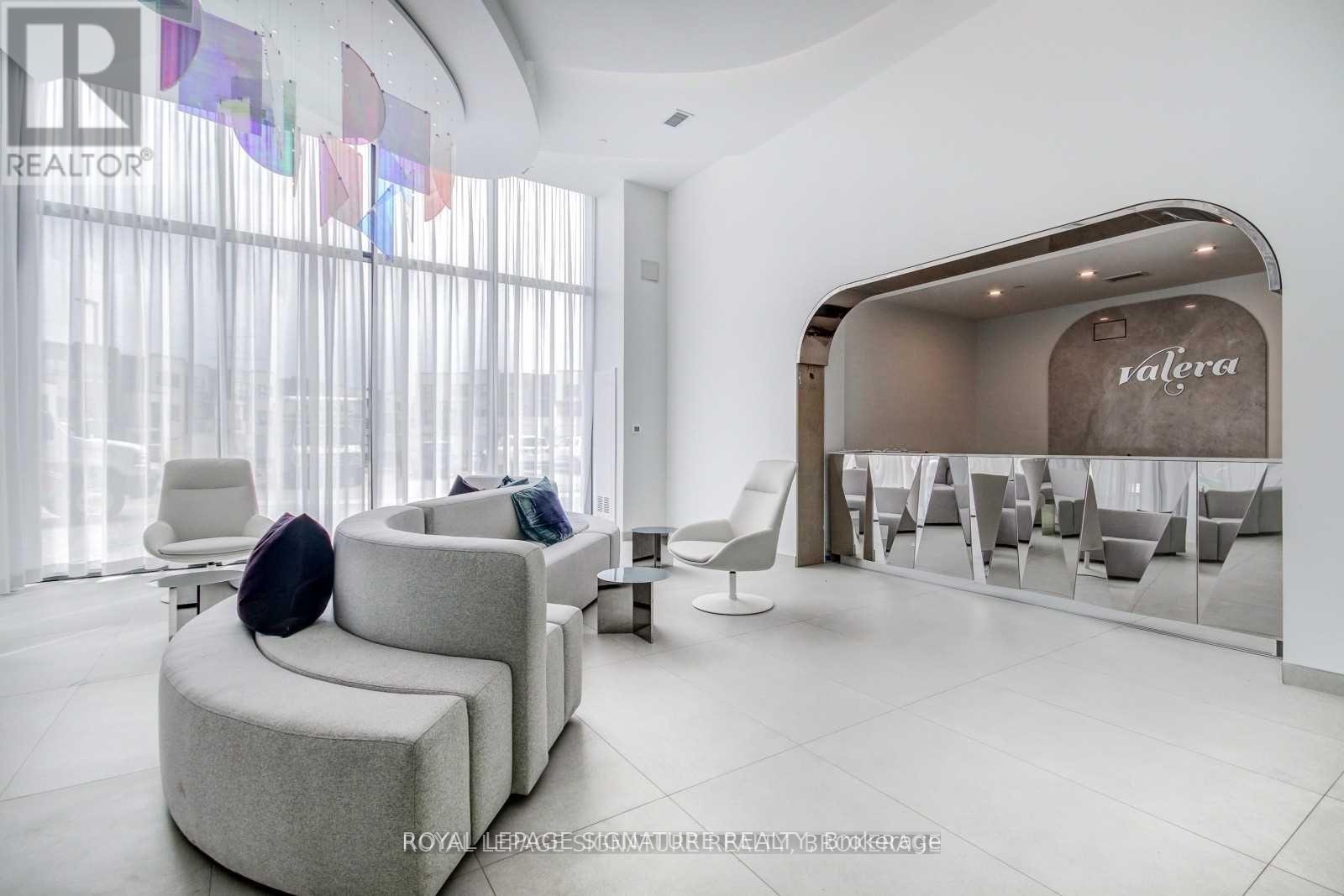 B603 - 3200 Dakota Common, Burlington, Ontario  L7M 2A8 - Photo 4 - W12556402