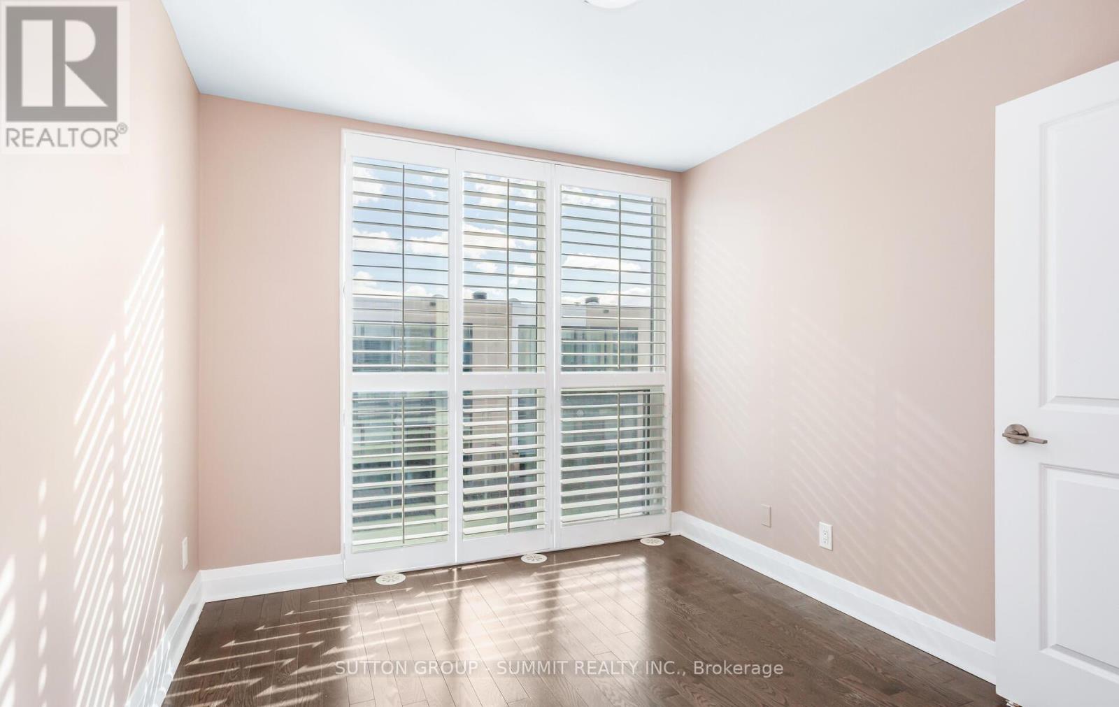 6 - 70 Littlecreek Road, Mississauga, Ontario  L5R 0E9 - Photo 17 - W12556432