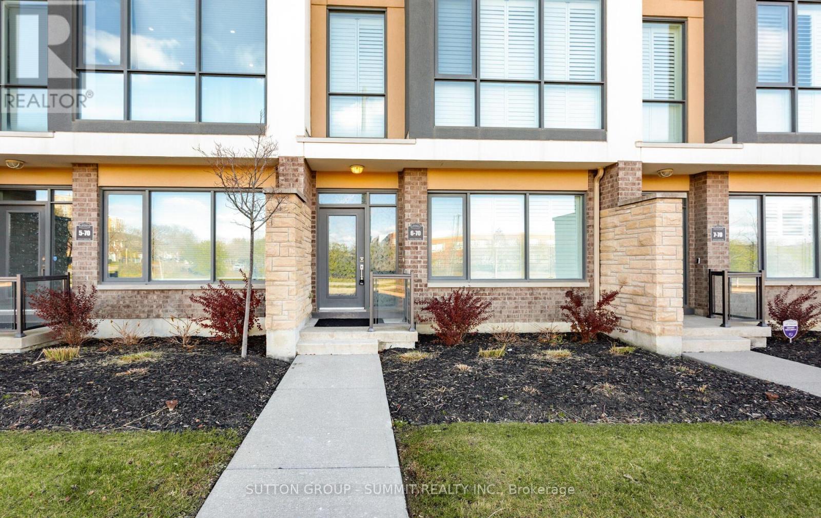 6 - 70 Littlecreek Road, Mississauga, Ontario  L5R 0E9 - Photo 2 - W12556432