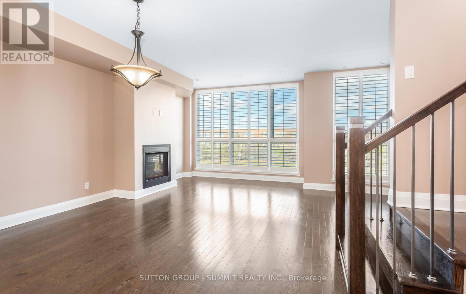 6 - 70 Littlecreek Road, Mississauga, Ontario  L5R 0E9 - Photo 9 - W12556432