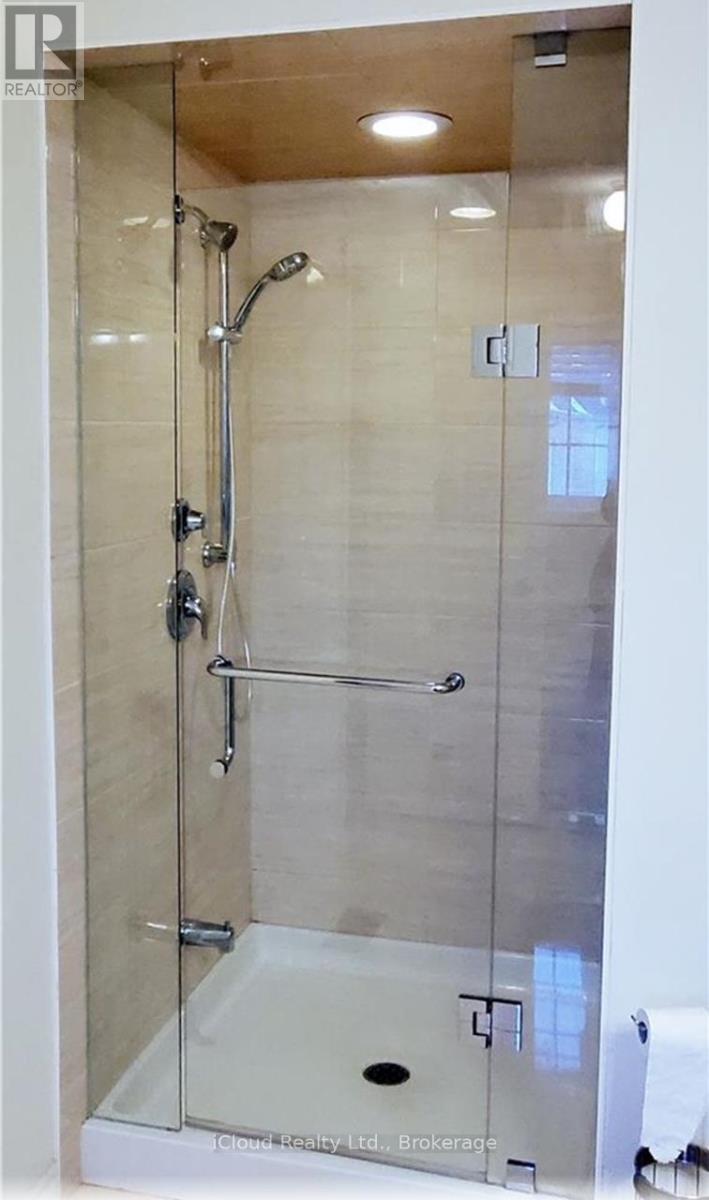 3467 Fourth Line, Oakville, Ontario  L6M 4K6 - Photo 8 - W12556450