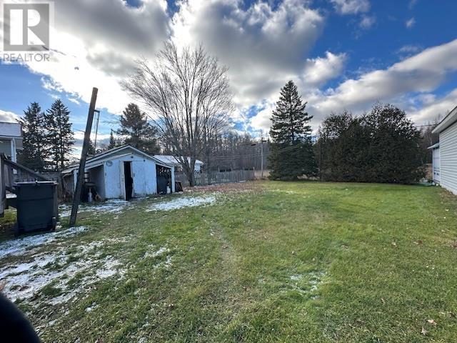 69 Manitou Dr, Sault Ste. Marie, Ontario  P6B 5K4 - Photo 3 - SM253300