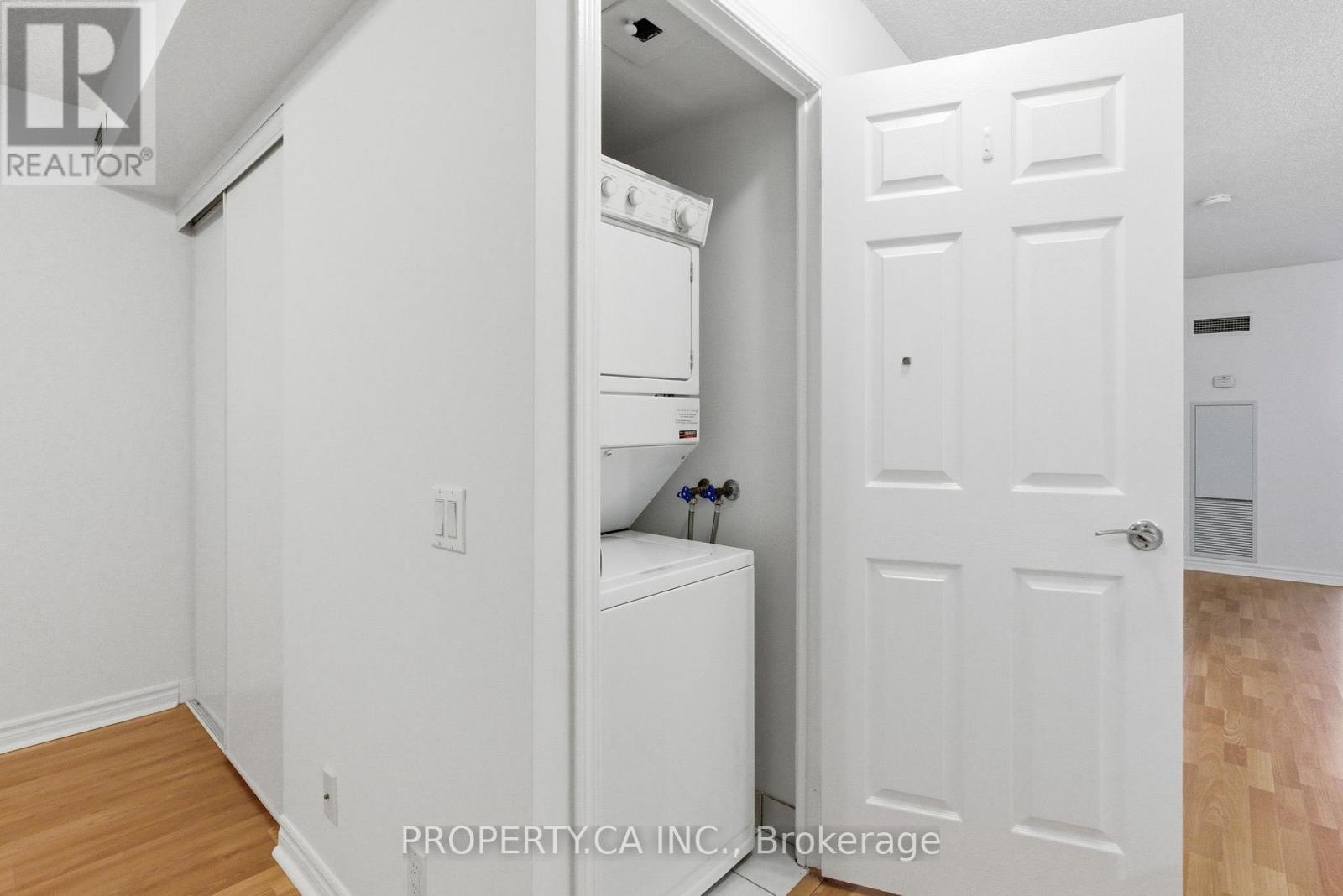 924 - 18 Mondeo Drive, Toronto, Ontario  M1P 5C8 - Photo 27 - E12526760