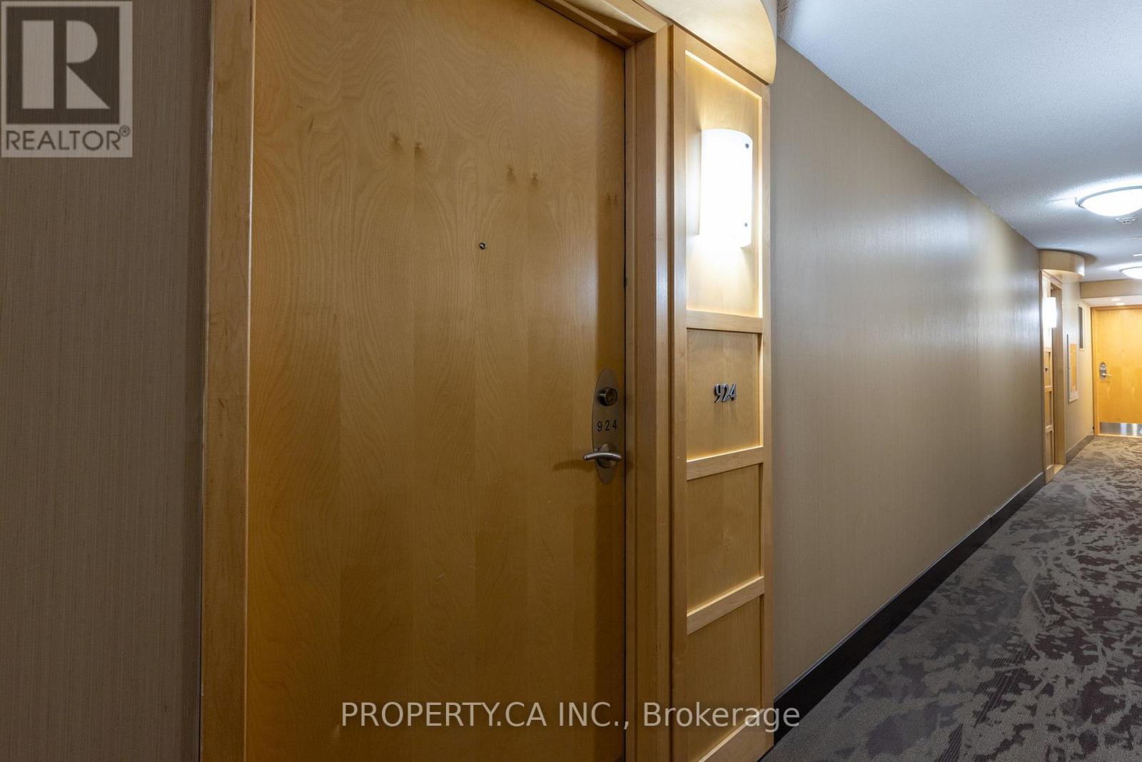 924 - 18 Mondeo Drive, Toronto, Ontario  M1P 5C8 - Photo 9 - E12526760