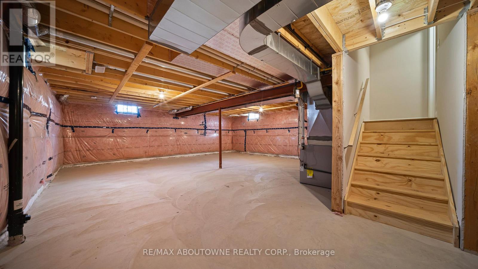 5 Wilson Drive, Thorold, Ontario  L2V 0M3 - Photo 32 - X12556274