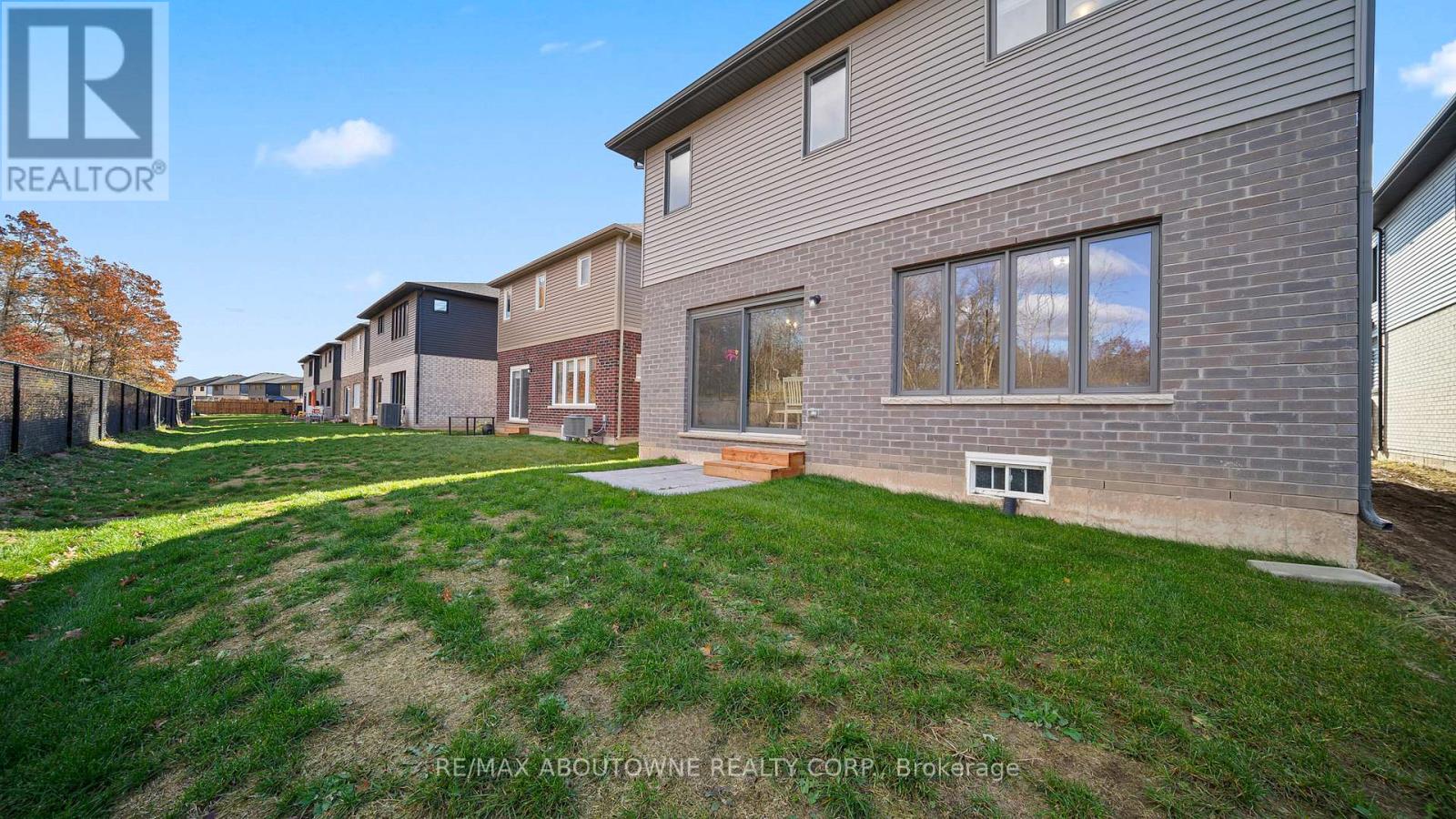 5 Wilson Drive, Thorold, Ontario  L2V 0M3 - Photo 36 - X12556274