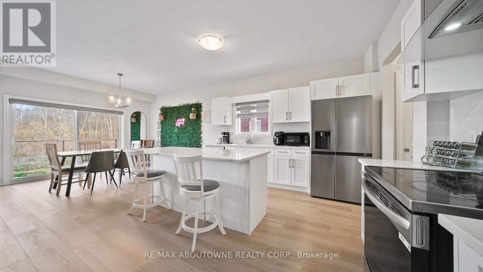 5 Wilson Drive, Thorold, Ontario  L2V 0M3 - Photo 7 - X12556274