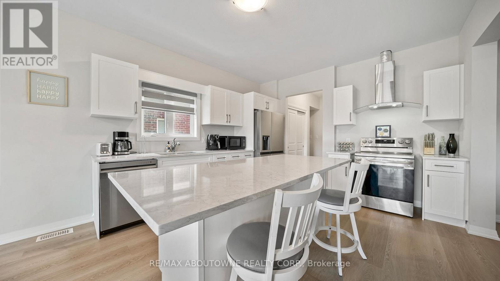 5 Wilson Drive, Thorold, Ontario  L2V 0M3 - Photo 8 - X12556274