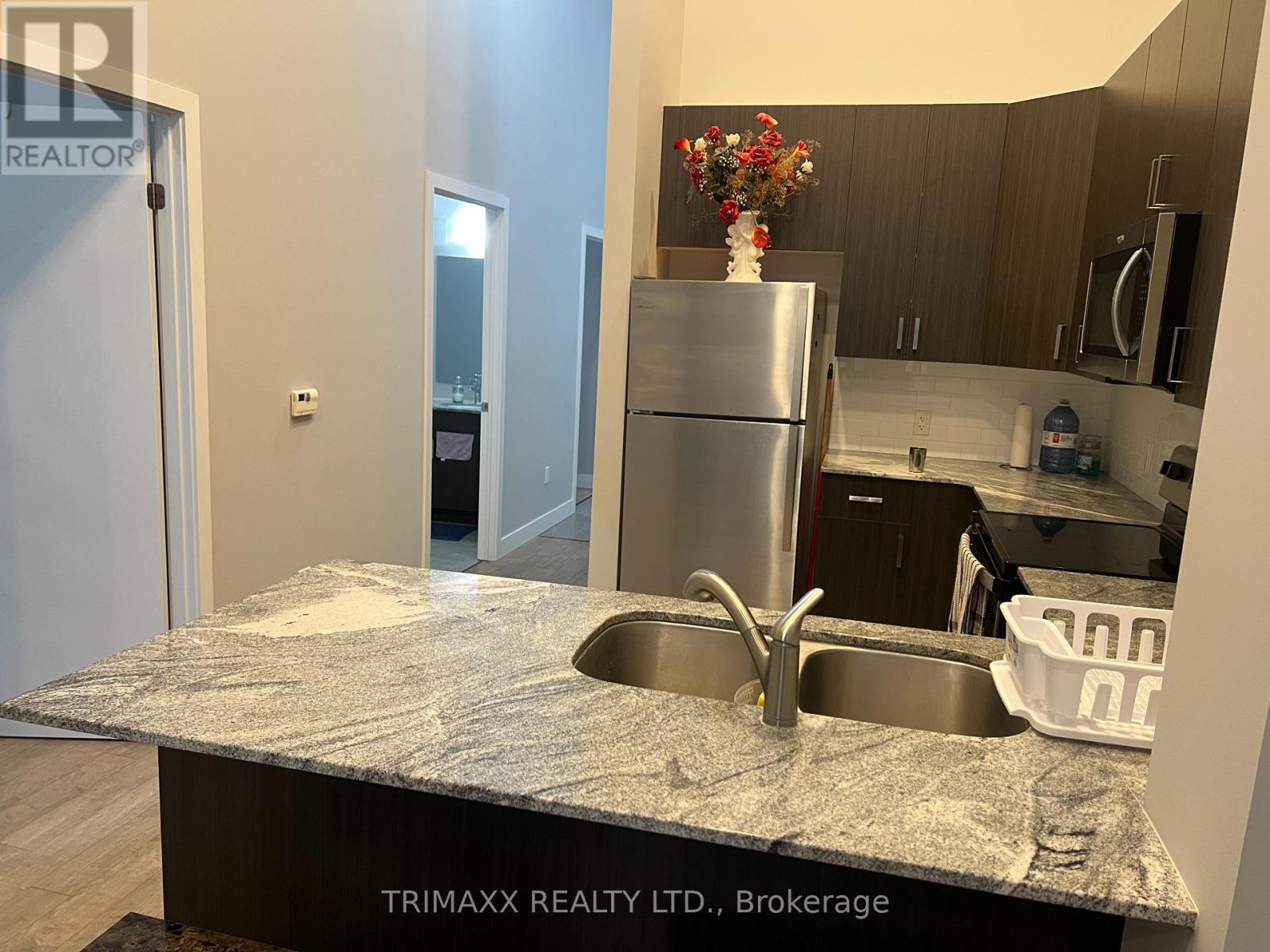 100 Garment Street, Kitchener, Ontario  N2G 0C3 - Photo 11 - X12556416