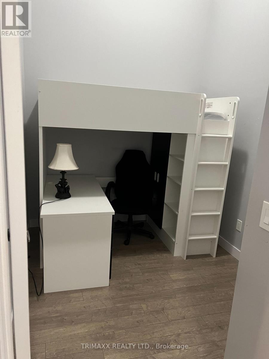 100 Garment Street, Kitchener, Ontario  N2G 0C3 - Photo 19 - X12556416