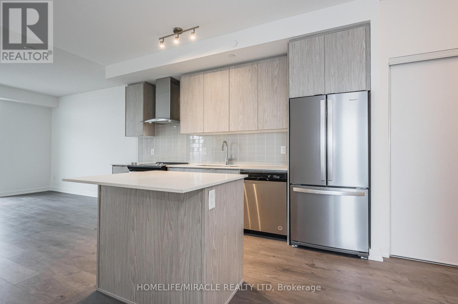 2203 - 55 Duke Street, Kitchener, Ontario  N2G 1A6 - Photo 10 - X12556428