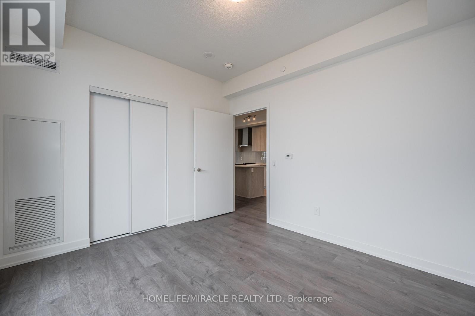 2203 - 55 Duke Street, Kitchener, Ontario  N2G 1A6 - Photo 14 - X12556428