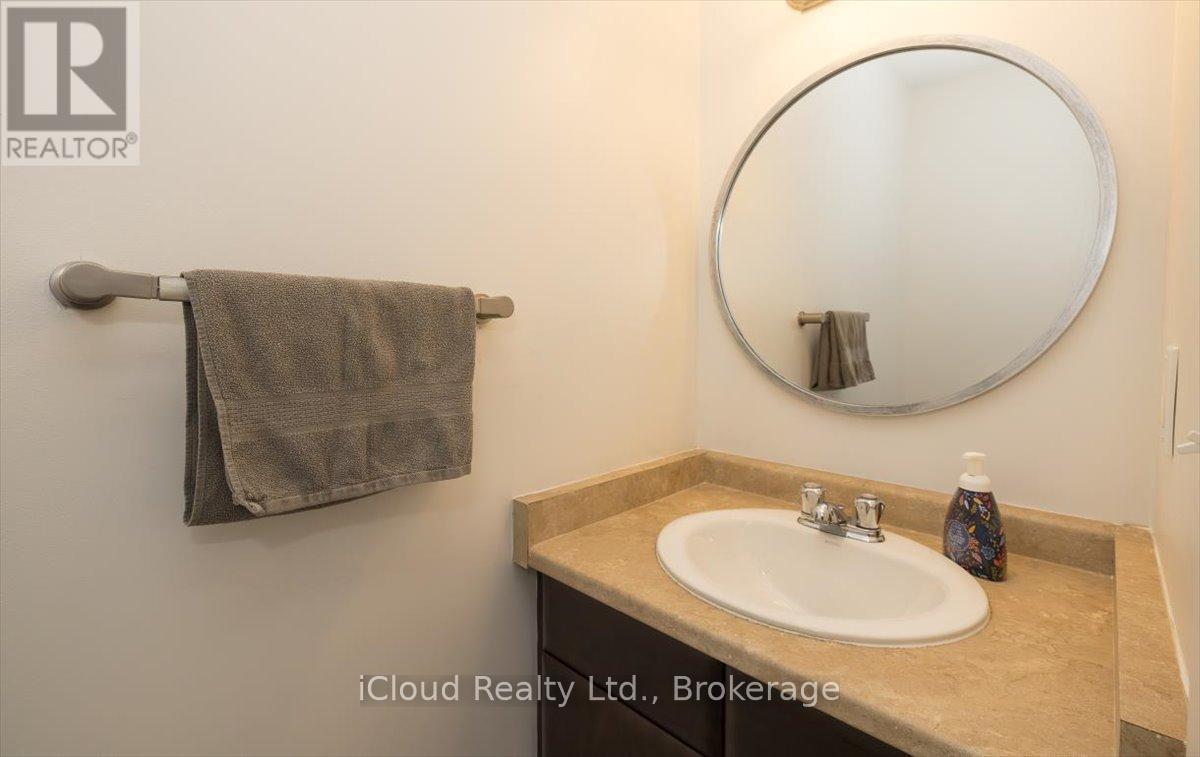 49 - 1600 Mickleborough Drive, London North, Ontario  N6G 5R6 - Photo 8 - X12556446