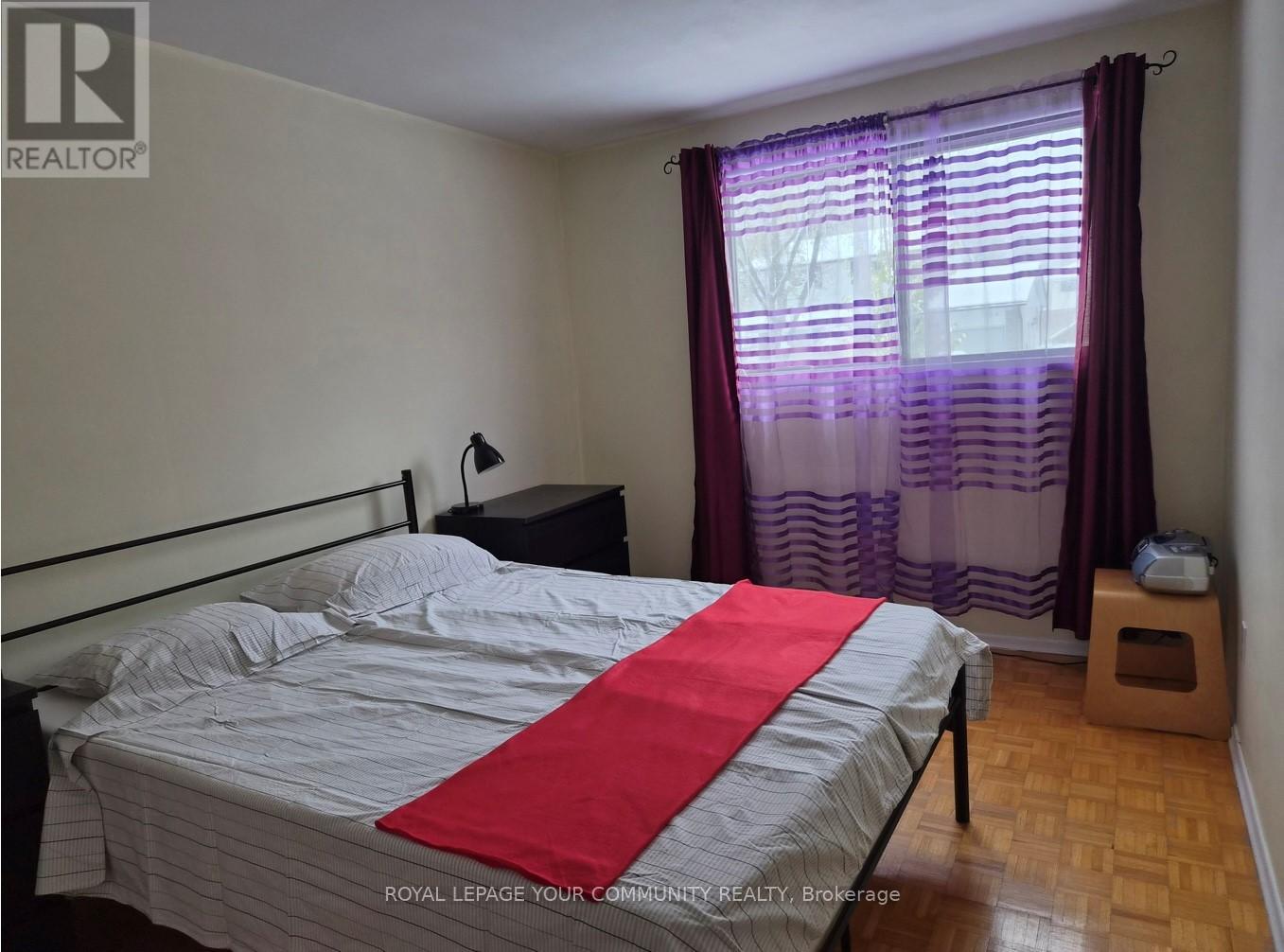 557 Glen Manor Boulevard, Waterloo, Ontario  N2L 4T7 - Photo 14 - X12556476