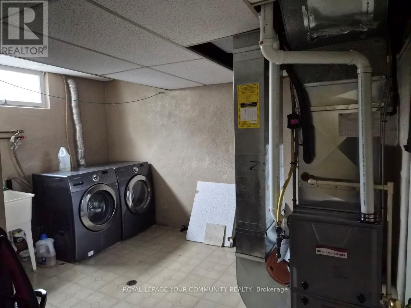 557 Glen Manor Boulevard, Waterloo, Ontario  N2L 4T7 - Photo 23 - X12556476