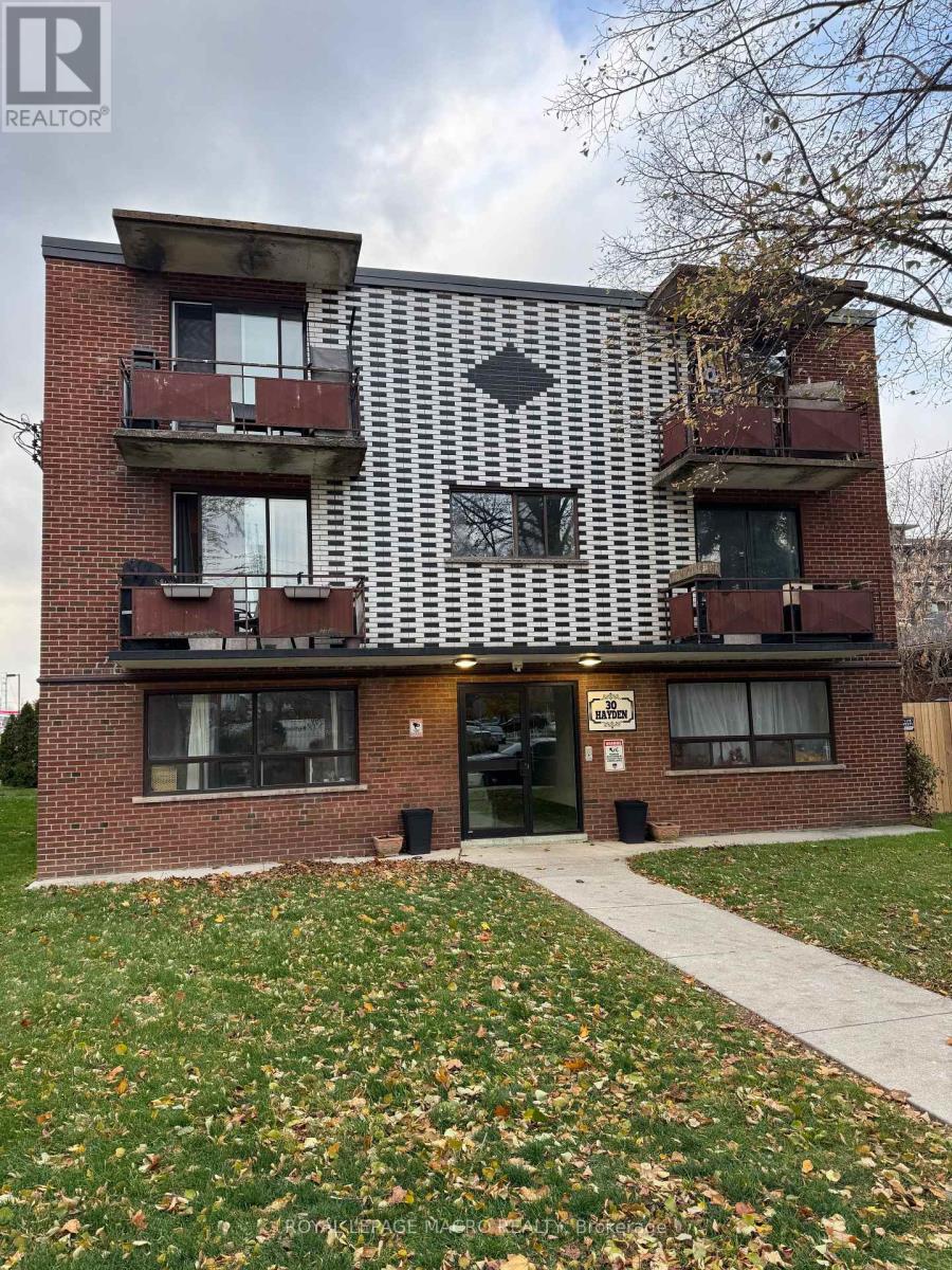 30 HAYDEN STREET, Hamilton, Ontario