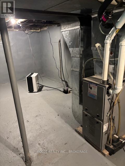 66 Chapel Street N, Thorold, Ontario  L2V 2E6 - Photo 20 - X12556582