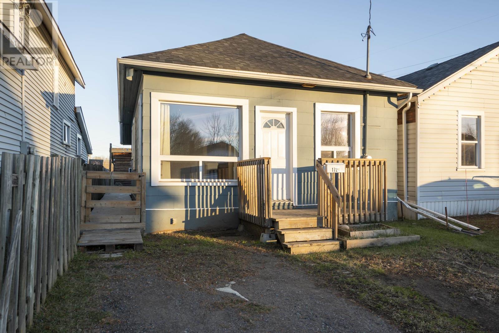 1724 Crawford Ave, Thunder Bay, Ontario