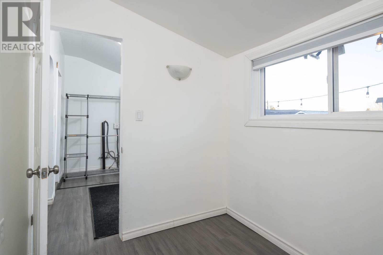 1724 Crawford Ave, Thunder Bay, Ontario  P7E 3E6 - Photo 17 - TB253507