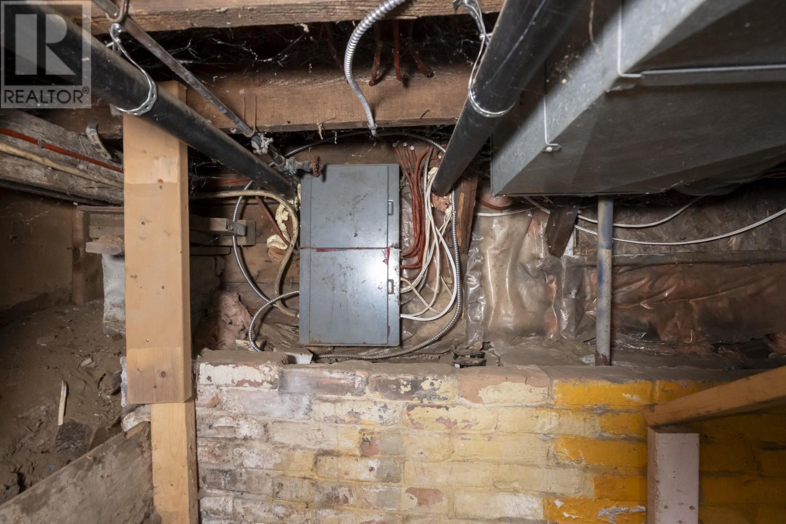 1724 Crawford Ave, Thunder Bay, Ontario  P7E 3E6 - Photo 23 - TB253507