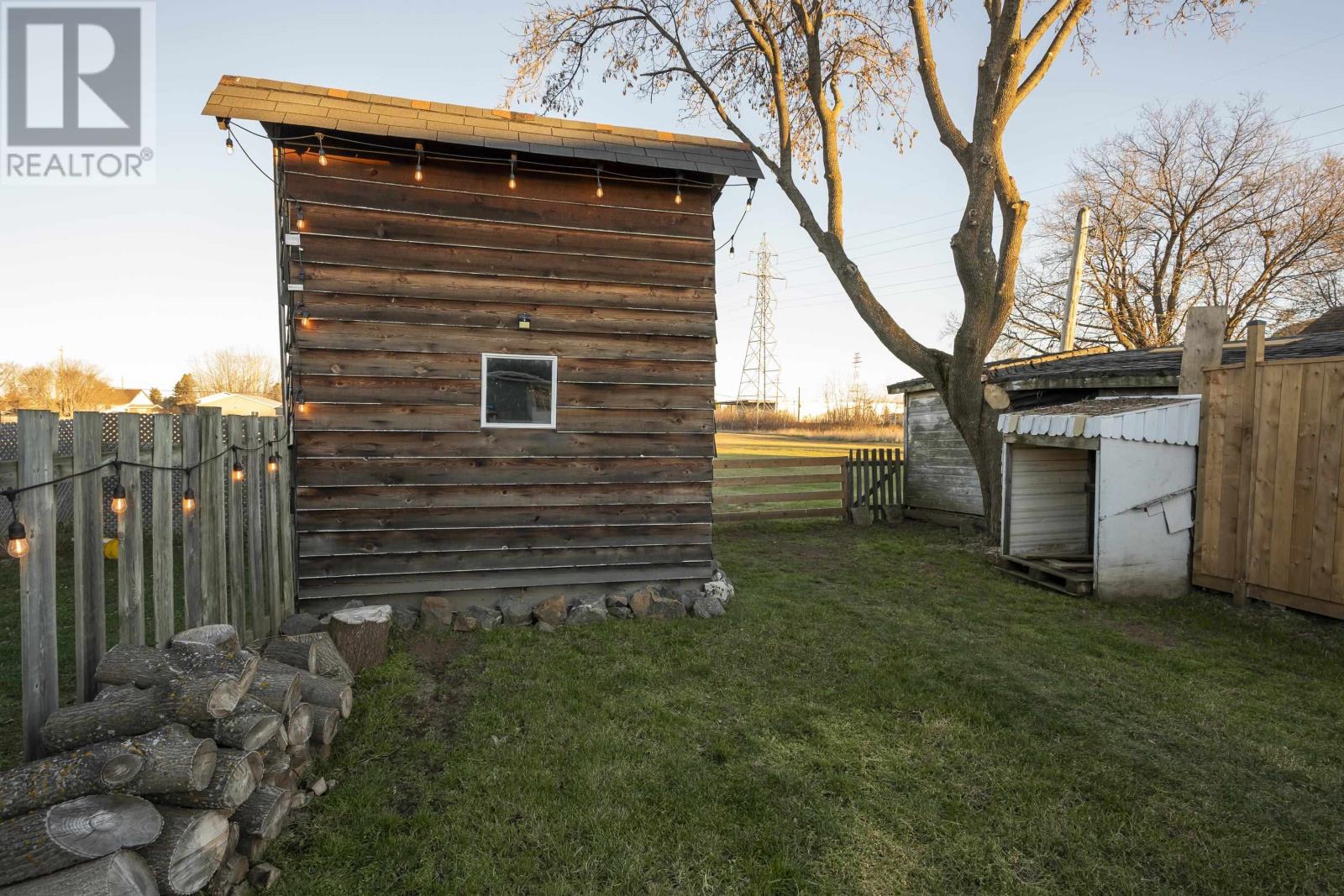 1724 Crawford Ave, Thunder Bay, Ontario  P7E 3E6 - Photo 26 - TB253507