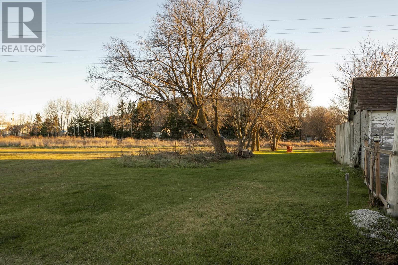 1724 Crawford Ave, Thunder Bay, Ontario  P7E 3E6 - Photo 34 - TB253507