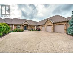 17 TEWS Lane, Dundas, Ontario