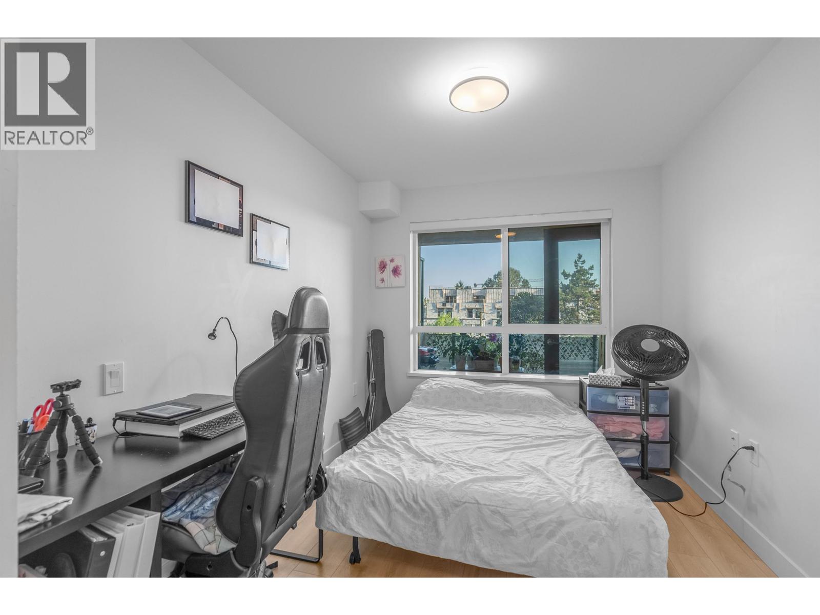 406 1519 Crown Street, North Vancouver, British Columbia  V7J 1G6 - Photo 14 - R3068438