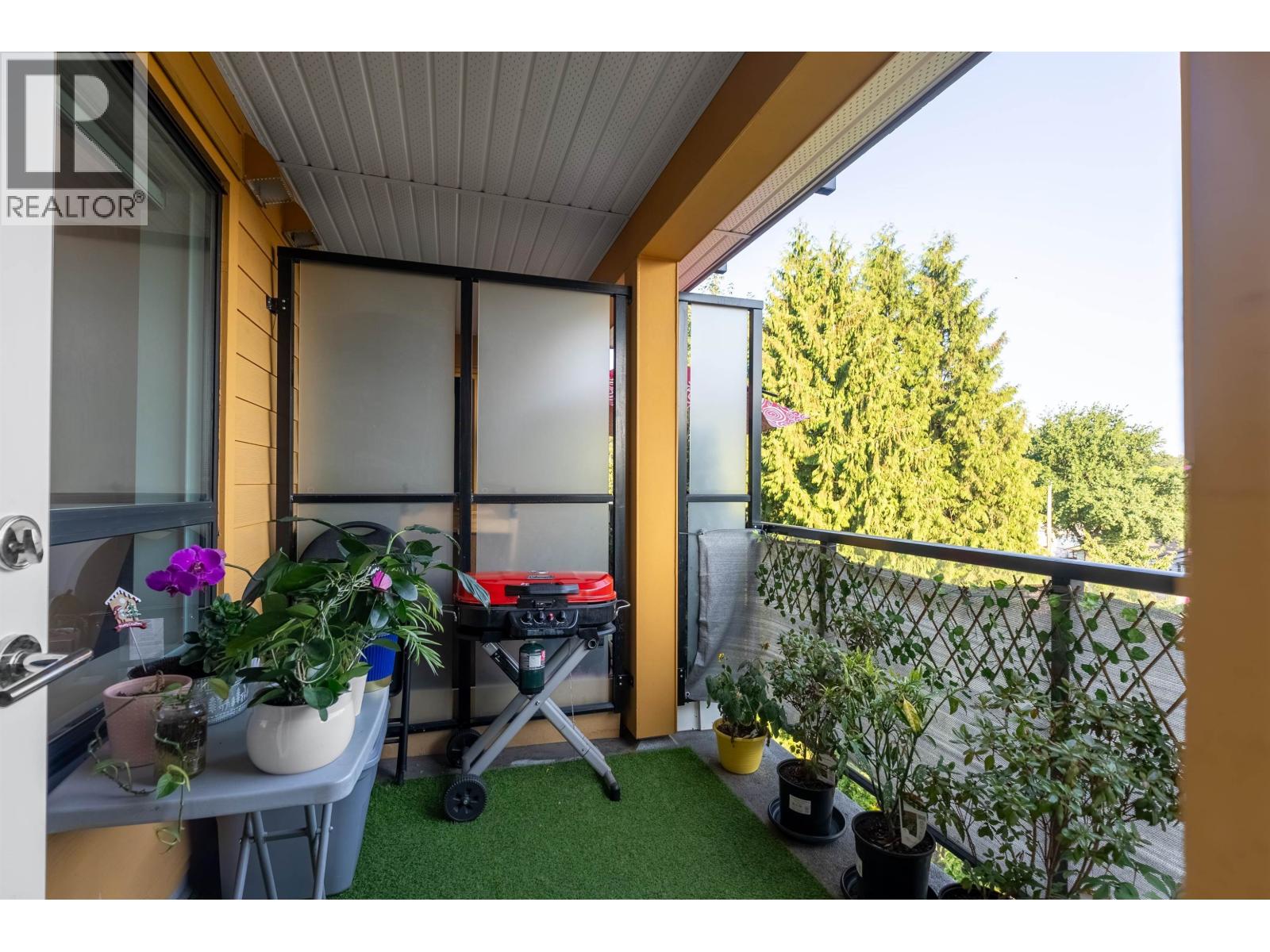 406 1519 Crown Street, North Vancouver, British Columbia  V7J 1G6 - Photo 19 - R3068438