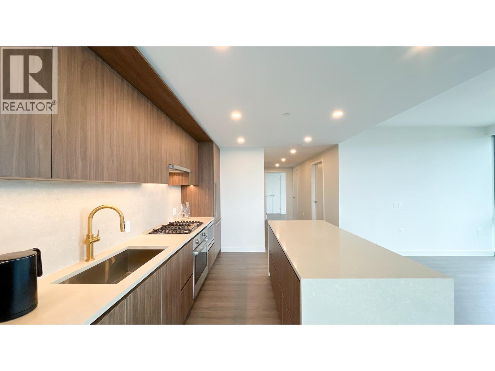 3908 5987 Wilson Avenue, Burnaby, British Columbia  V5H 0L7 - Photo 10 - R3068448