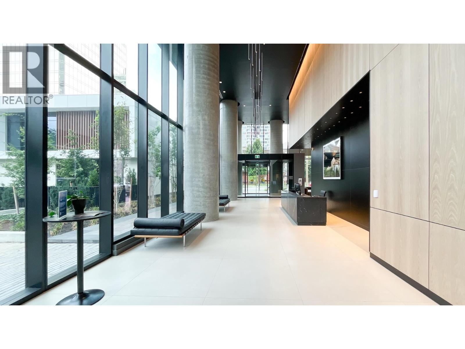 3908 5987 Wilson Avenue, Burnaby, British Columbia  V5H 0L7 - Photo 3 - R3068448