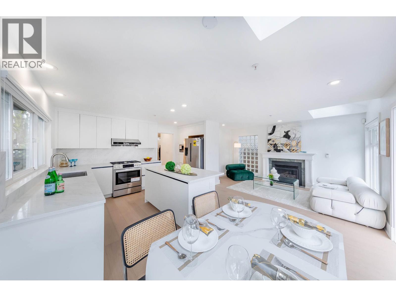 3727 W 22nd Avenue, Vancouver, British Columbia  V6S 1J5 - Photo 2 - R3068420