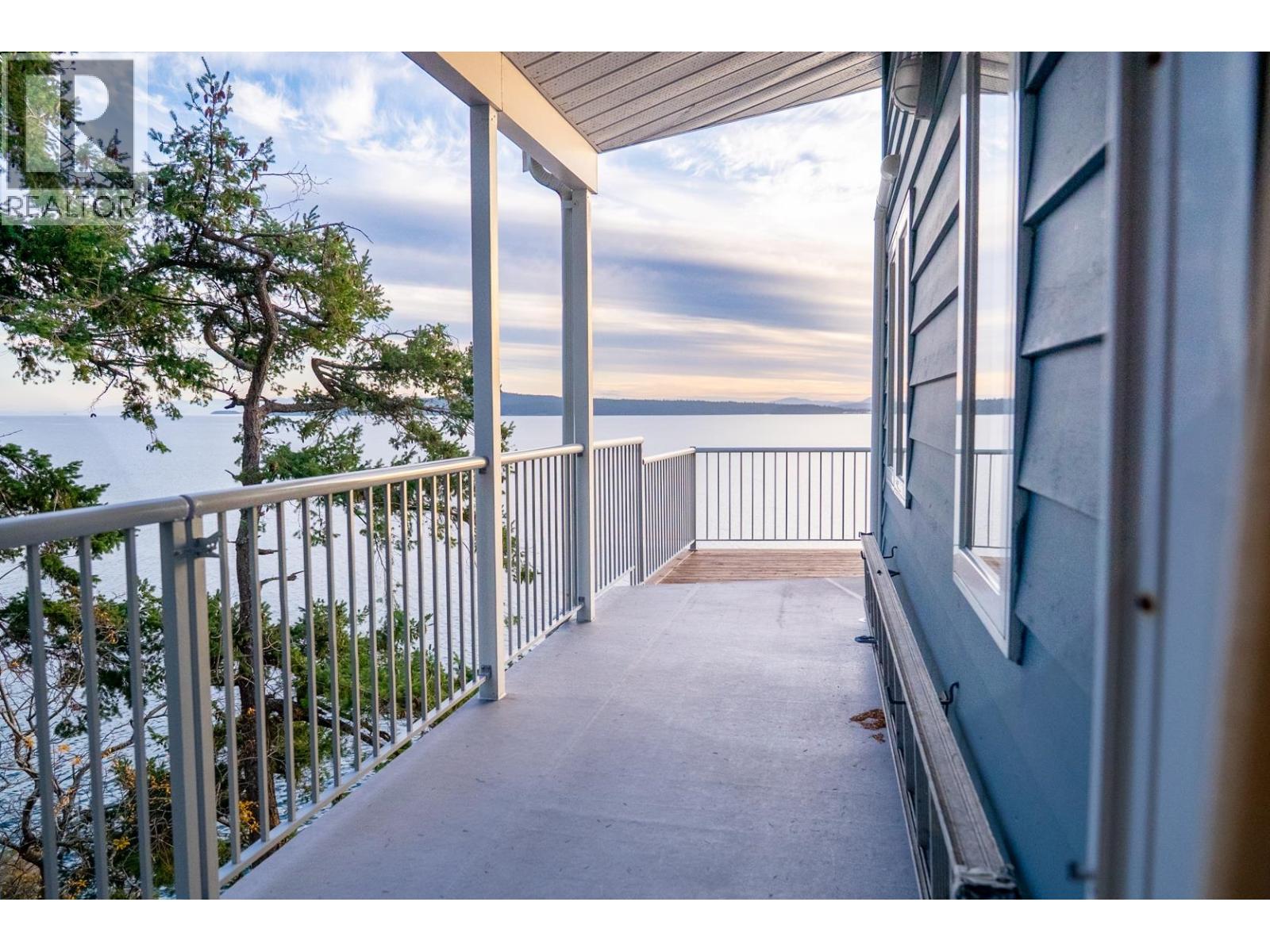 37189 Schooner Way, Pender Island, British Columbia  V0N 2M2 - Photo 15 - R3068451