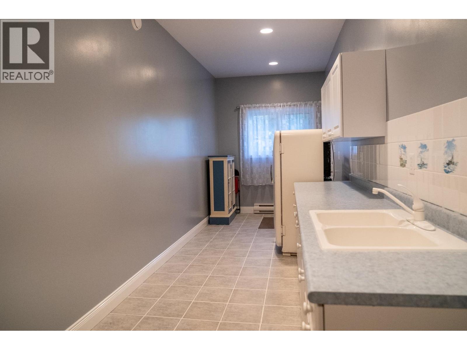 37189 Schooner Way, Pender Island, British Columbia  V0N 2M2 - Photo 28 - R3068451