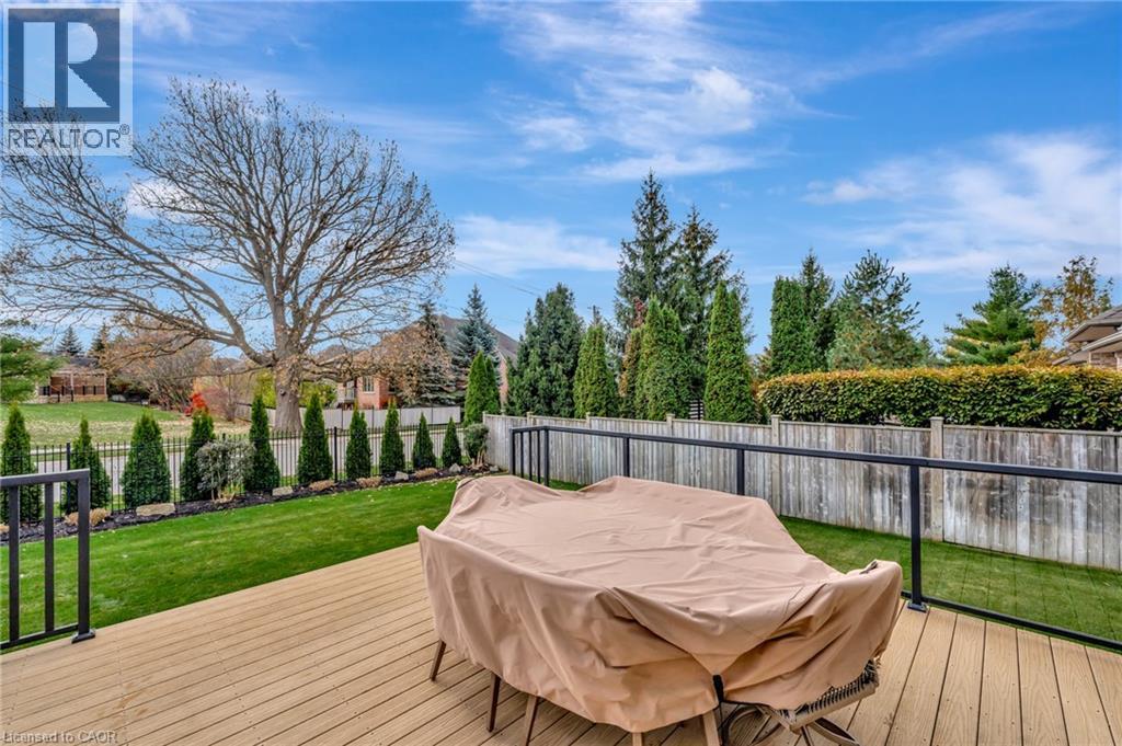 31 Pioneer Tower Crescent, Kitchener, Ontario  N2P 2L2 - Photo 6 - 40786601