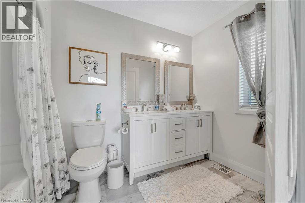 31 Pioneer Tower Crescent, Kitchener, Ontario  N2P 2L2 - Photo 41 - 40786601