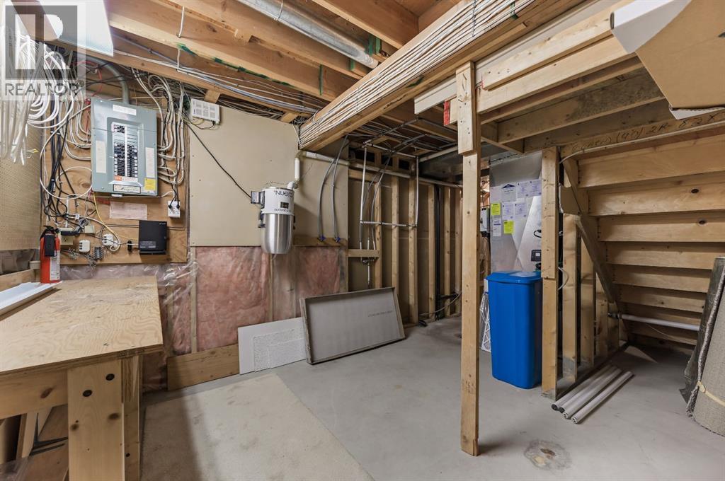 11 Coach Side Terrace Sw, Calgary, Alberta  T3H 1L6 - Photo 30 - A2266586