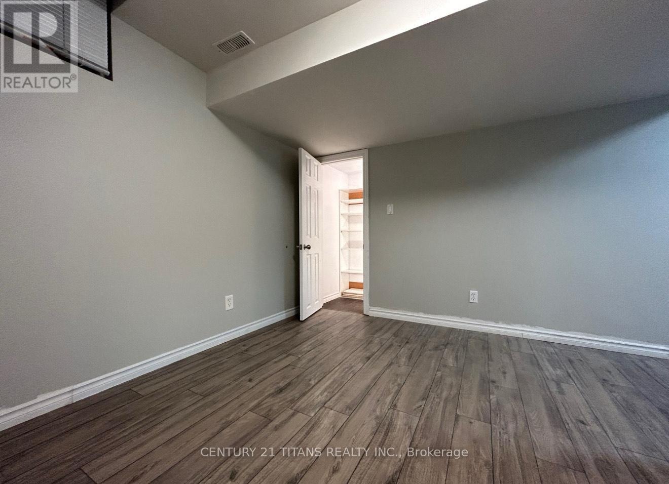 56 Colonel Marr Road, Markham, Ontario  L3R 9E2 - Photo 2 - N12552580