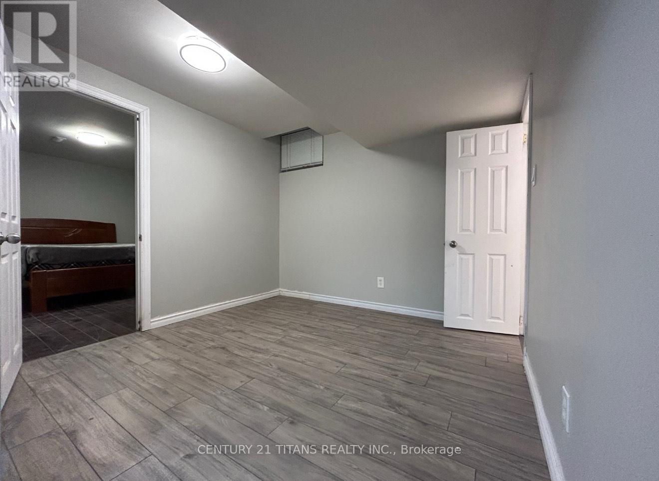 56 Colonel Marr Road, Markham, Ontario  L3R 9E2 - Photo 3 - N12552580