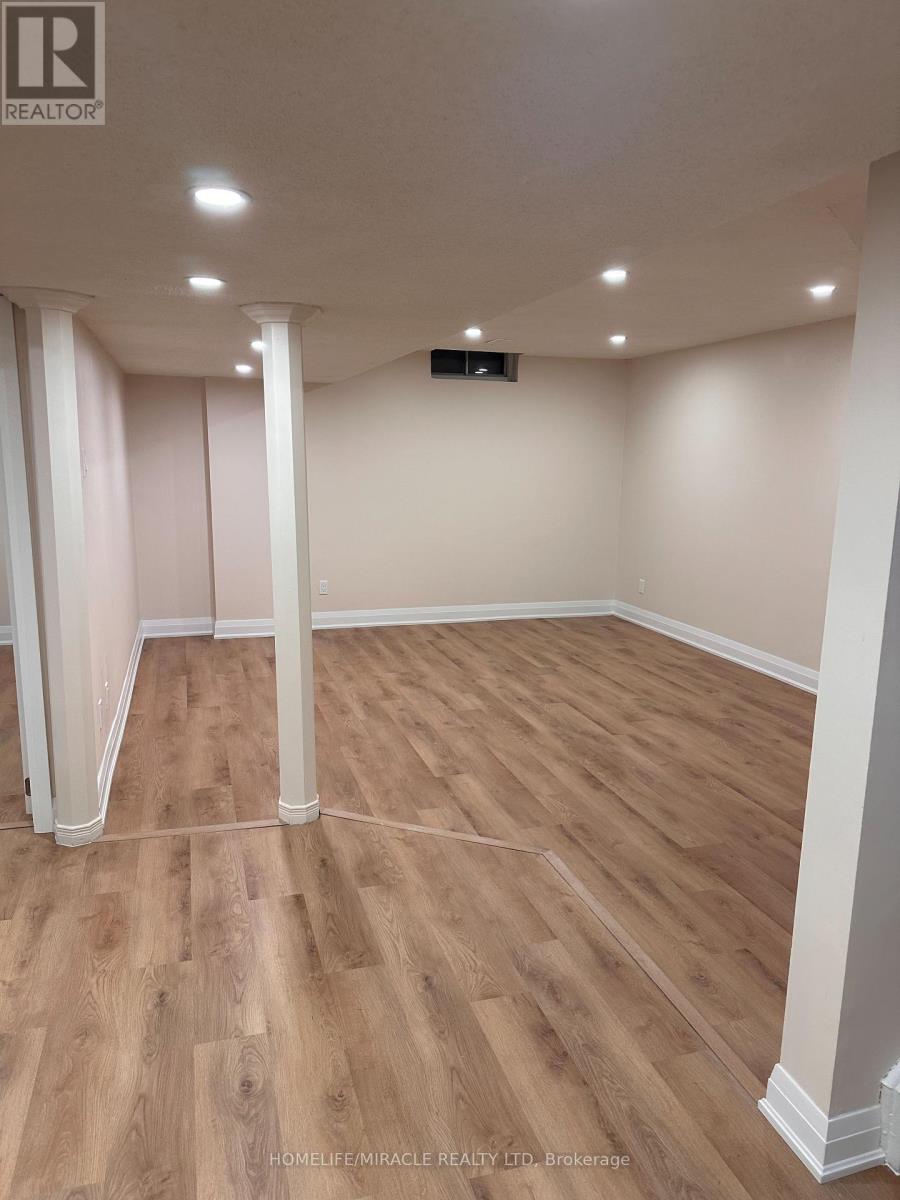 7362 ASPEN AVENUE, Mississauga, Ontario