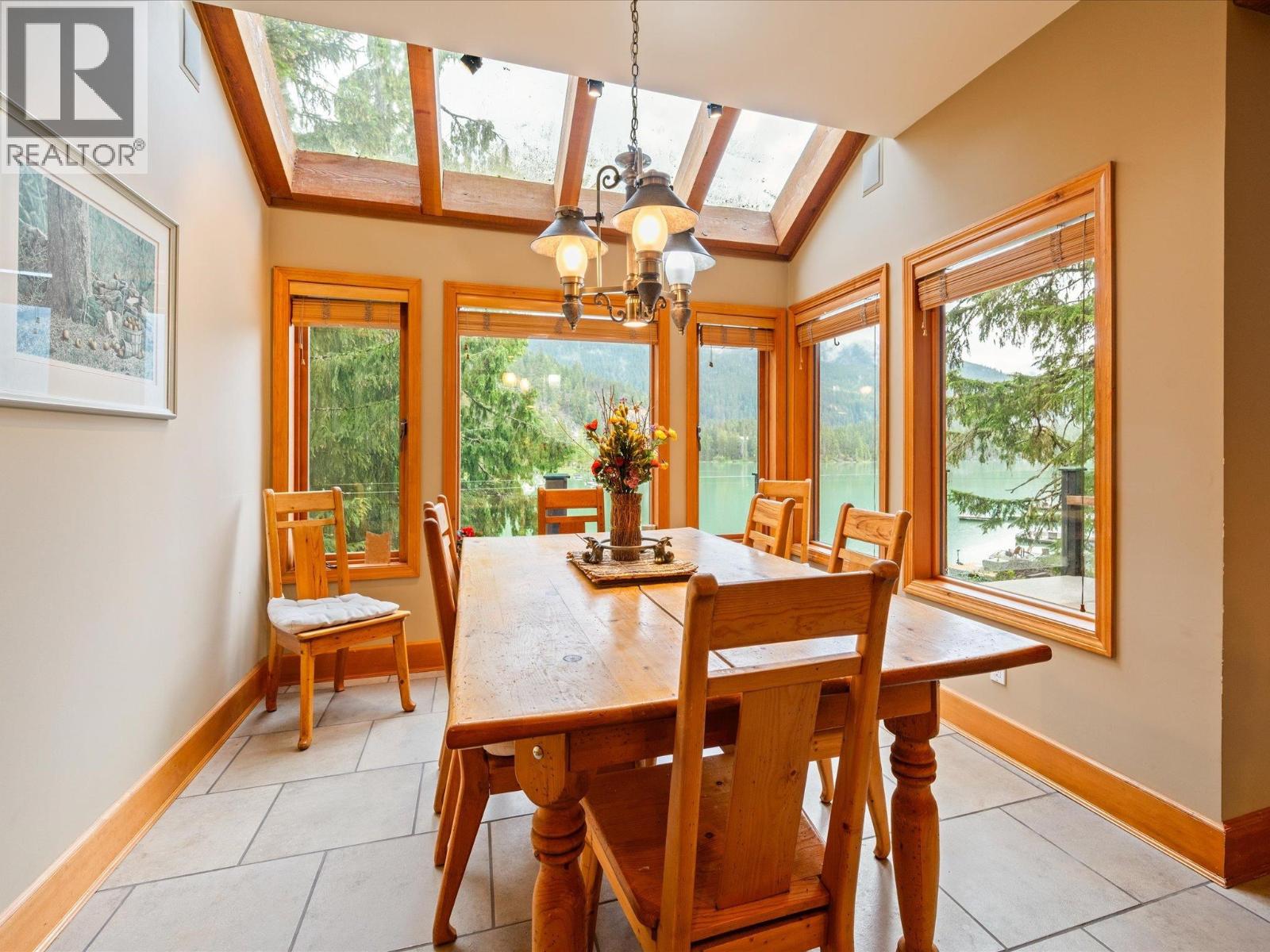 9297 Lakeshore Drive, Whistler, British Columbia  V8E 0G6 - Photo 16 - R3024347