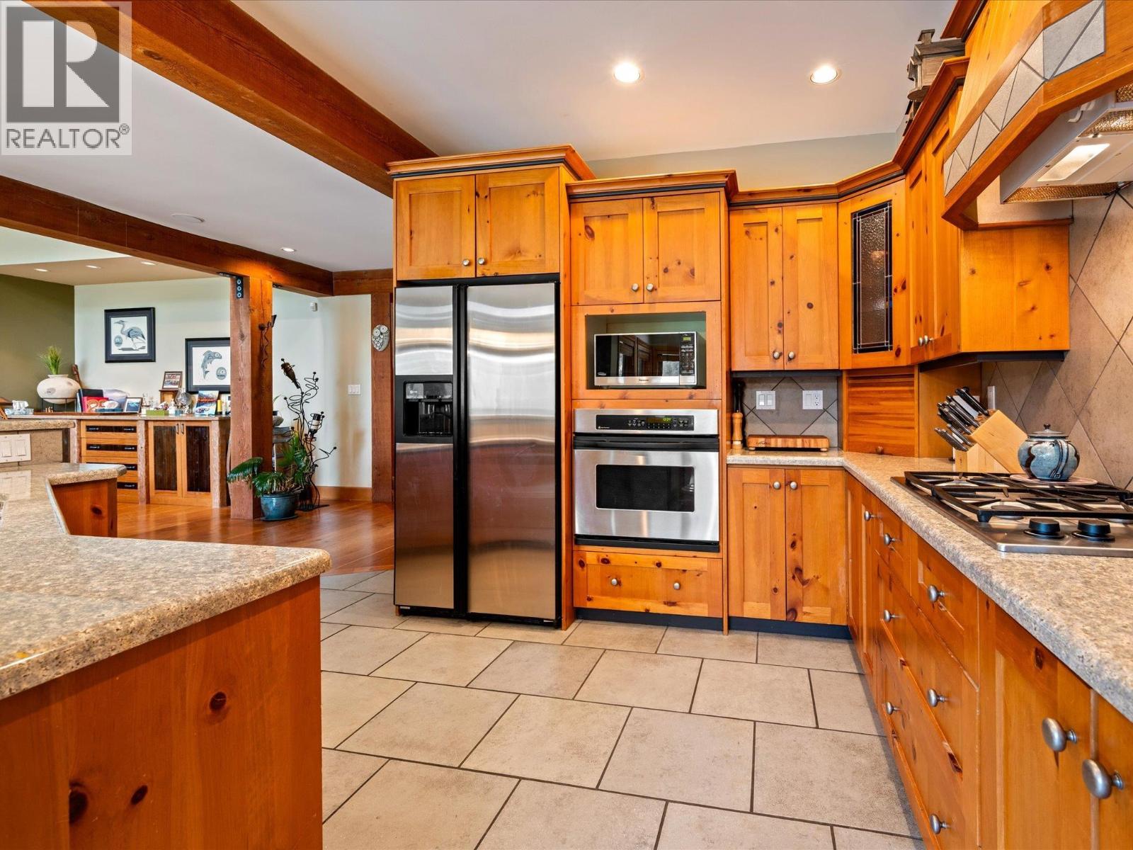 9297 Lakeshore Drive, Whistler, British Columbia  V8E 0G6 - Photo 15 - R3024347