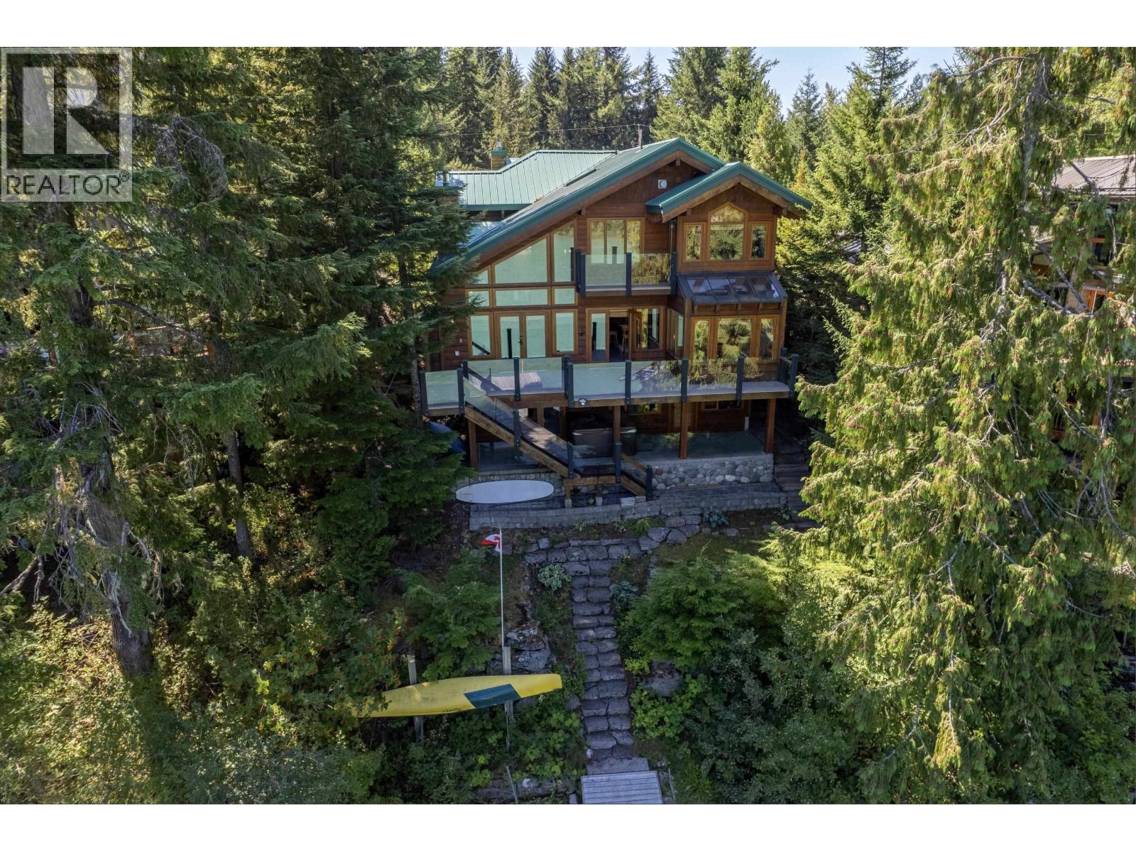 9297 Lakeshore Drive, Whistler, British Columbia  V8E 0G6 - Photo 3 - R3024347