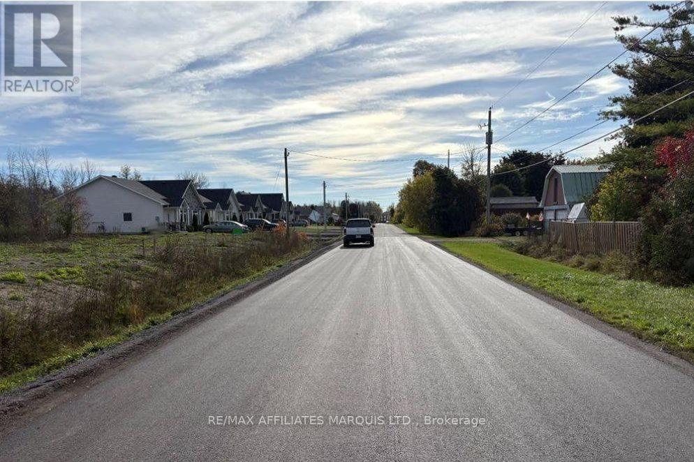 5363 Woodland Road N, South Stormont, Ontario  K0C 1M0 - Photo 3 - X12468979