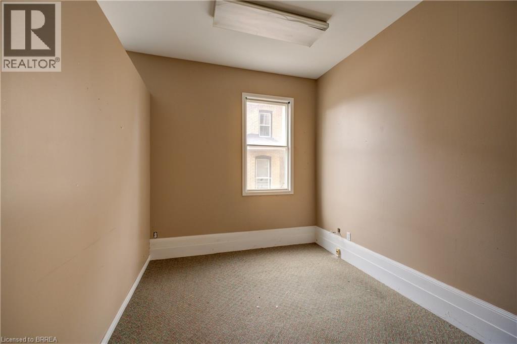 41 Wellington Street, Brantford, Ontario  N3T 2L7 - Photo 10 - 40781102