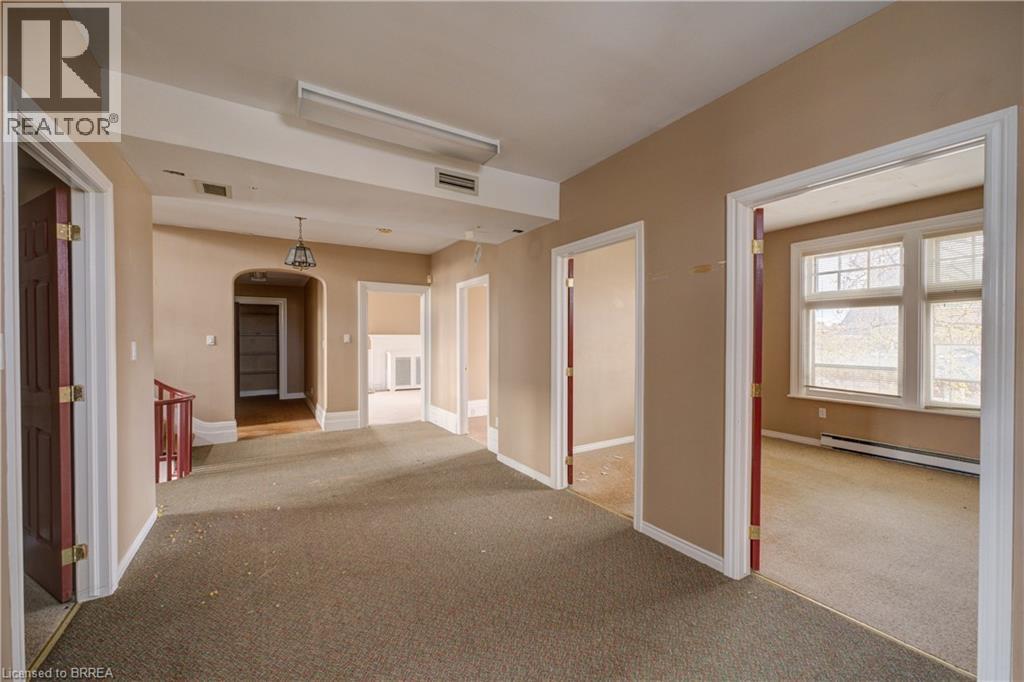 41 Wellington Street, Brantford, Ontario  N3T 2L7 - Photo 11 - 40781102