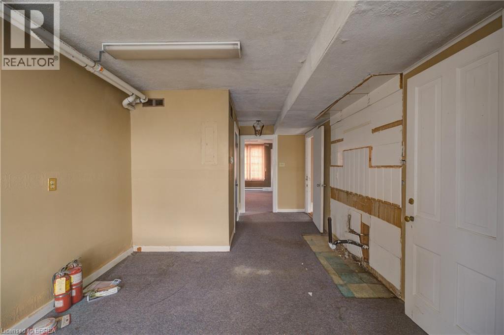 41 Wellington Street, Brantford, Ontario  N3T 2L7 - Photo 18 - 40781098