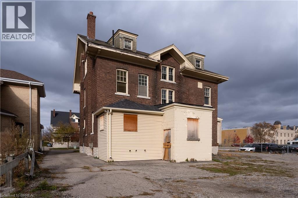 41 Wellington Street, Brantford, Ontario  N3T 2L7 - Photo 22 - 40781098